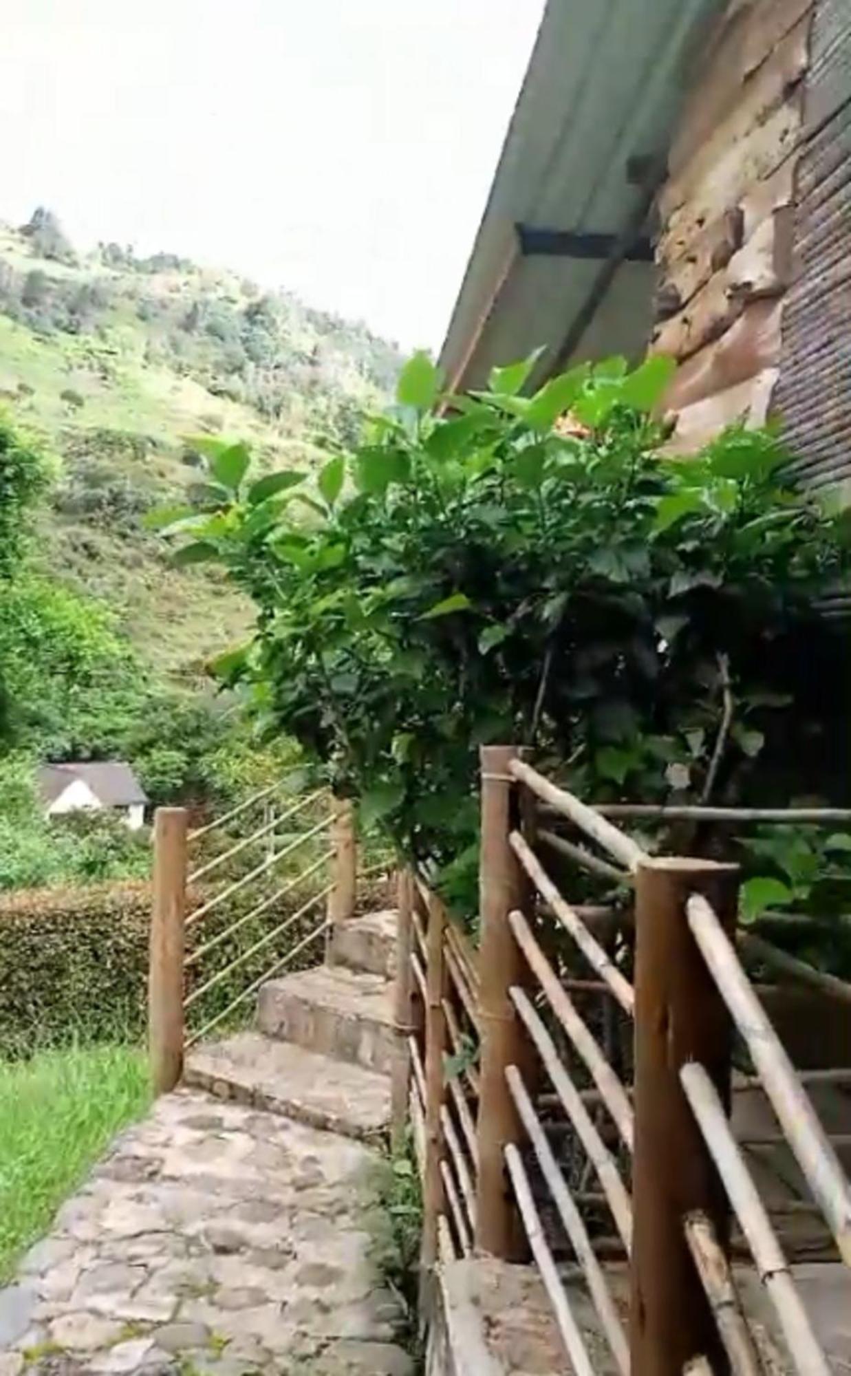 Hotel Campestre Rocas Del Paraiso Machetá Eksteriør bilde